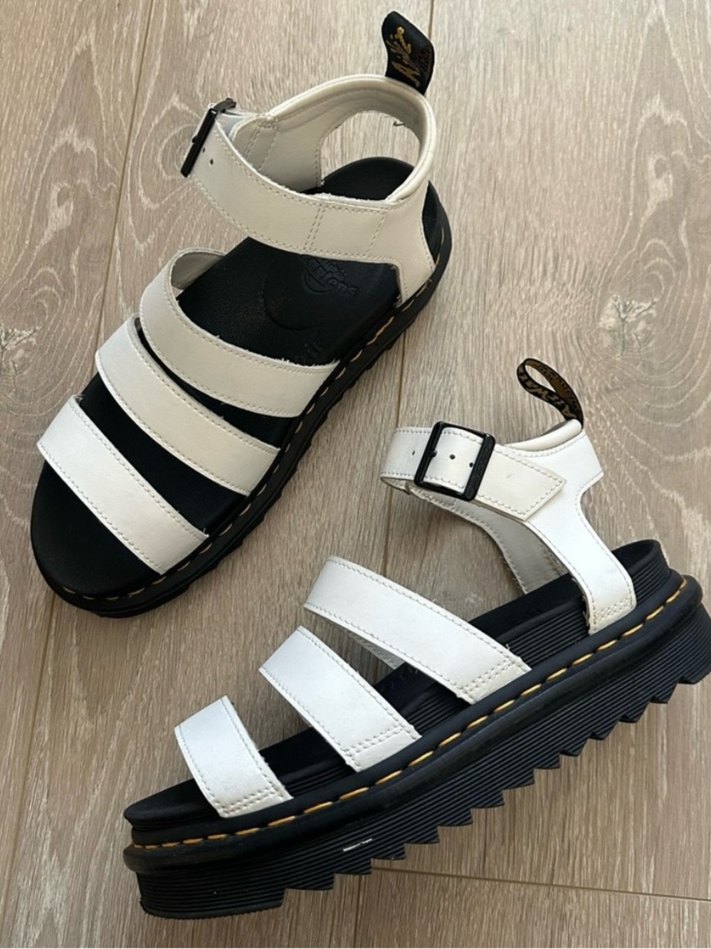 Dr. Martens Shoes Women’s Blaire Platform Sandals Ankle Strap Buckle White Sz 8